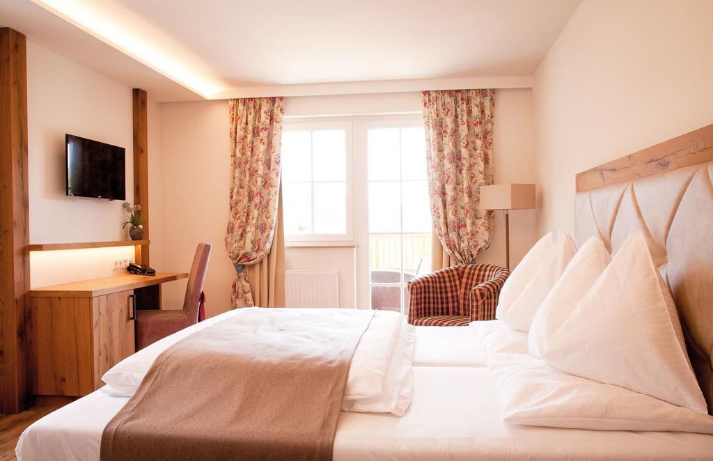 Landhotel Schuetzenhof Fuschl am See Buitenkant foto